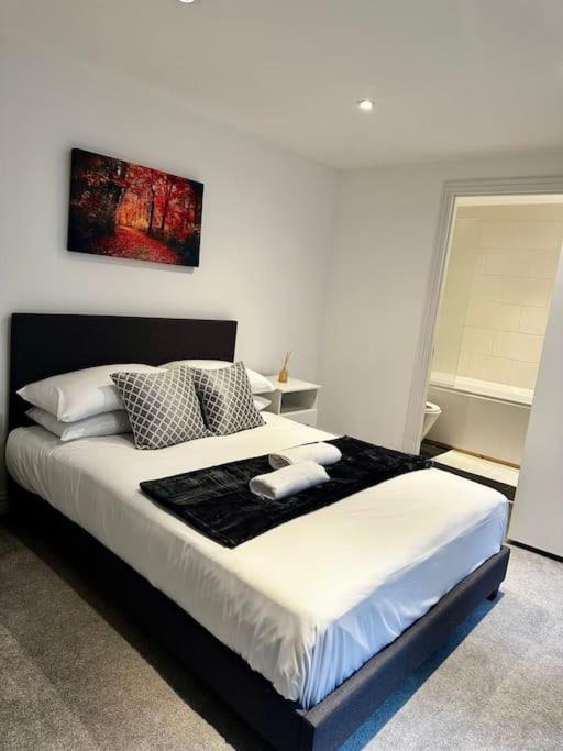 شقة Amazing 2Bed2Bath Edgeware لندن المظهر الخارجي الصورة